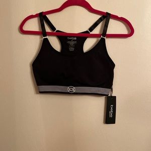 Bebe padded Sports Bra  NWT Size Medium